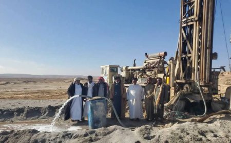 مكتب مياه الريف بالمهرة يعلن استكمال حفر عدد من الآبار الارتوازية بمديرية منعر