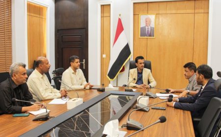 الجيلاني يشهد توقيع اتفاقية تنفيذ مشروع شبكة المياه بمنطقة فوة بالمكلا