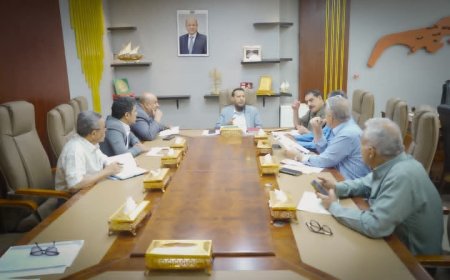 محافظ عدن يؤكد حرص السلطة المحلية على دعم الجهاز المركزي لأداء مهامه بكفاءة واستقلالية