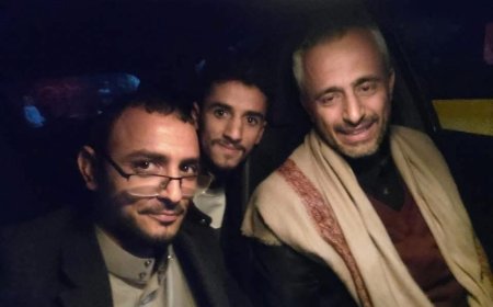 الحوثيون يفرجون عن الصحافي اليمني محمد المياحي بعد احتجازه 17 شهراً