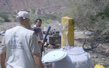 لحج..استجابة لمناشدة الأهالي.. الخلية الإنسانية تنفذ مشروع مياه لأهالي قرية الأغبرة فيها