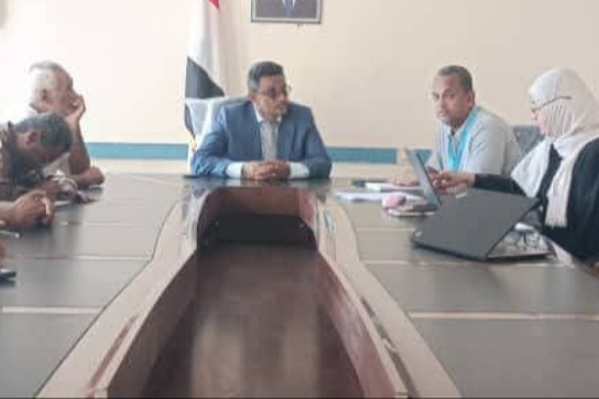 مدير تربية الحديدة يلتقي مدير مشروع التعليم باليونيسف