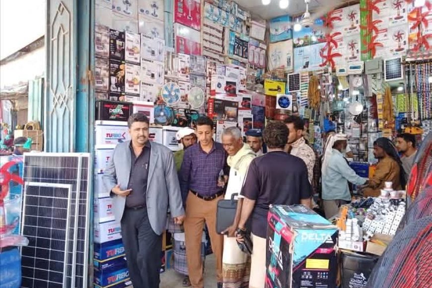 المعلم وباسندوه ينفذان نزولًا ميدانيًا إلى أسواق مدينة جعار