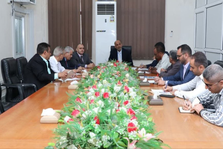 وزير المالية يترأس اجتماعاً لمناقشة توجهات عمل الوزارة خلال المرحلة المقبلة