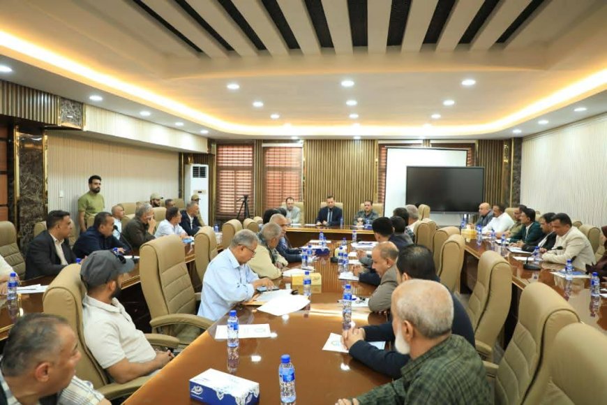 محافظ عدن يرأس اجتماعًا للمكتب التنفيذي ويؤكد على رفع وتيرة الأداء في مختلف القطاعات