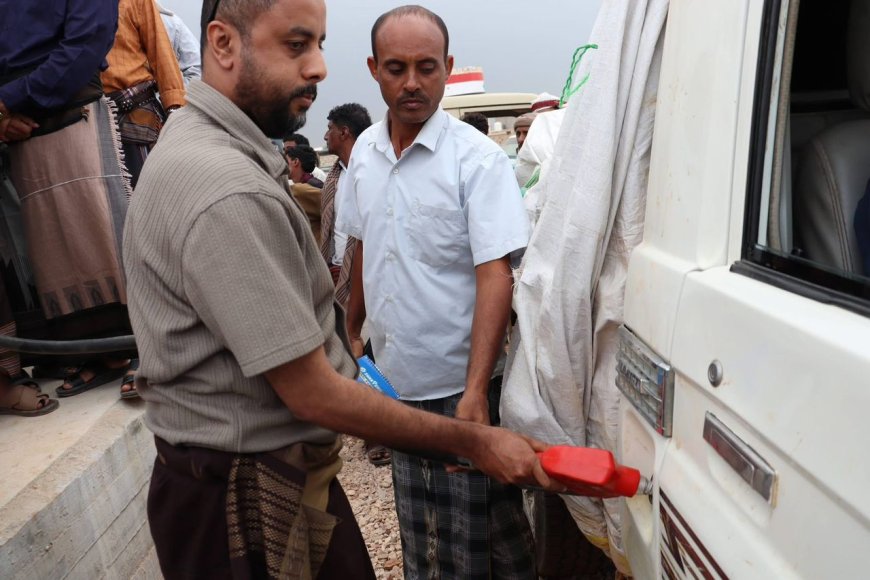 خفف الأعباء المعيشية.. ارتياح في سقطرى جراء تراجع أسعار المشتقات النفطية