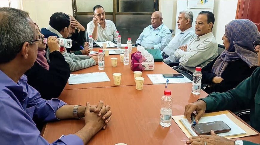 برئاسة الدكتور الشعبي.. مكتب صحة عدن يناقش خطة الاستعداد لشهر رمضان المقبل