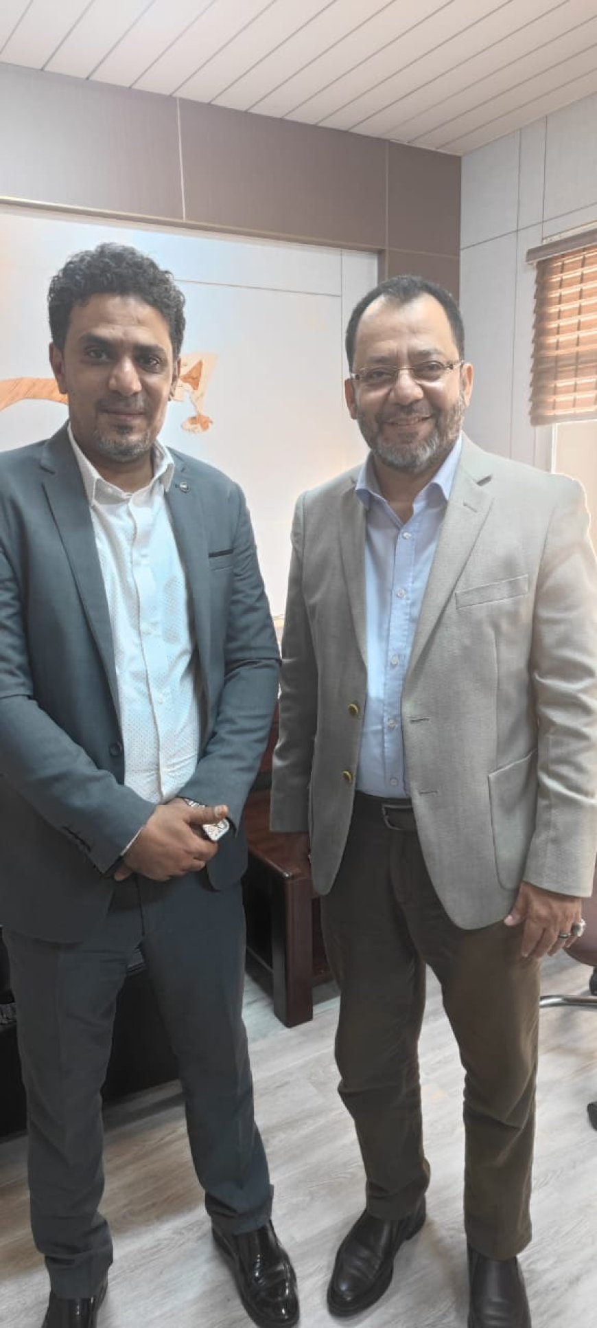 نورس فريد بركات يهنئ المهندس عدنان الكاف بمناسبة تعيينه وزيرًا للكهرباء