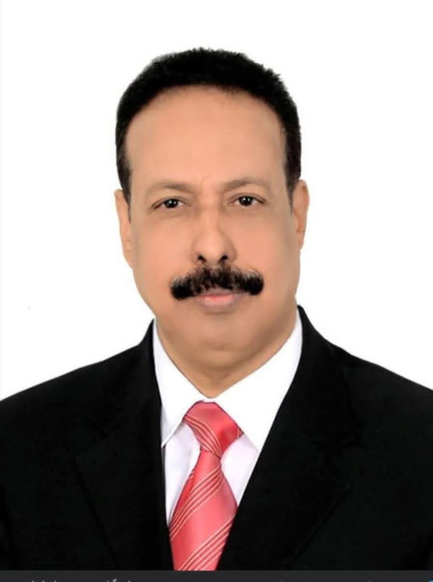 الدكتور محمد الرقيبي يهنئ المهندس حسين العقربي بتعيينه وزيرًا للأشغال العامة والطرق