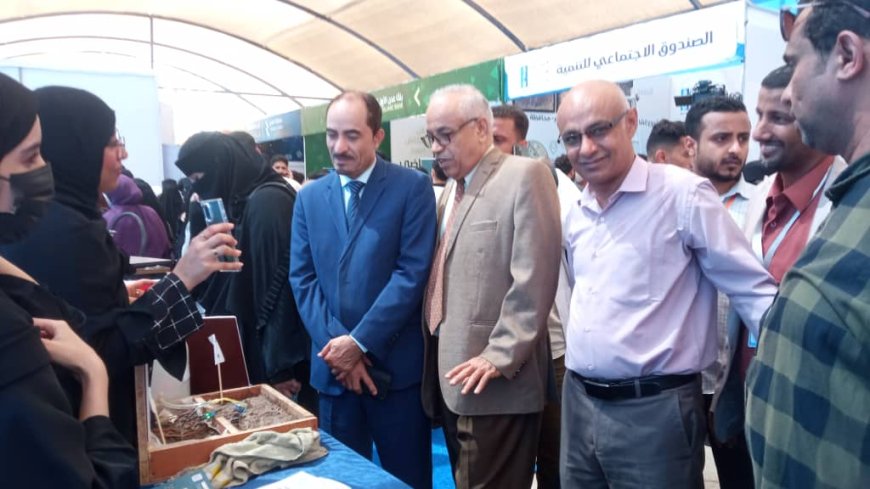 مشاركة نوعية لخريجي الميكاترونكس بجامعة عدن تعكس تميز المخرجات الأكاديمية في معرض الريادة
