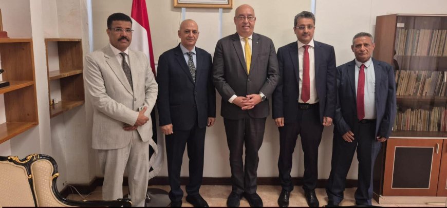 الشرجبي ودماج والقدسي يبحثون مع ممثل اليونسكو تعزيز التعاون في قطاعات المياه والثقافة والتعليم