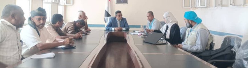 مدير تربية الحديدة يلتقي مدير مشروع التعليم باليونيسف
