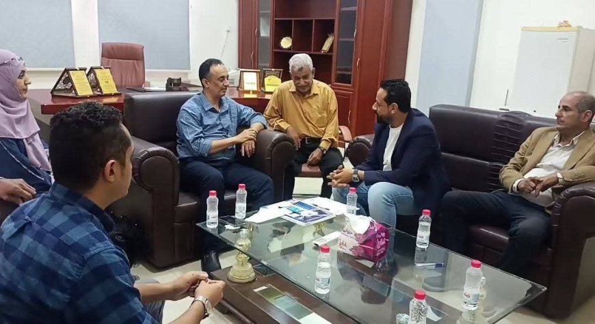 الشعبي يؤكد أهمية تعزيز الشراكةوالتنسيق بين مكتب الصحة والهيئة العليا للأدوية في عدن