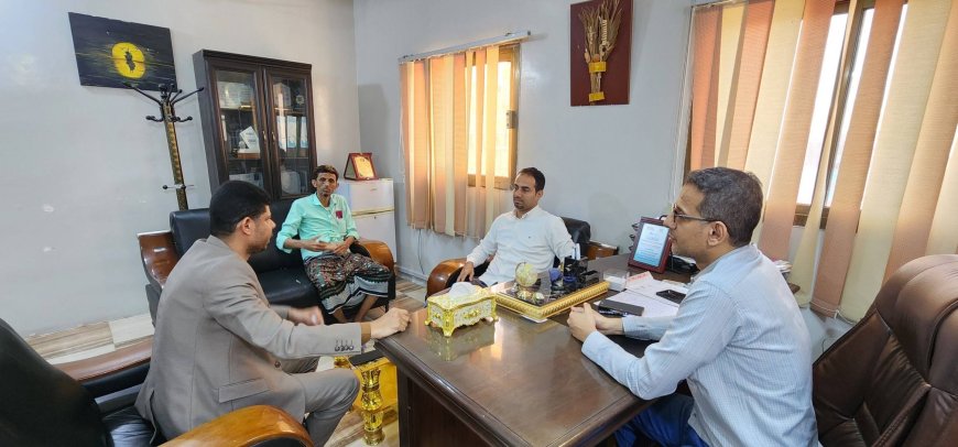 نقيب المهندسين بمحافظة حضرموت يزور ويهنئ مدير عام مكتب وزارة الشؤون الاجتماعية والعمل بساحل حضرموت