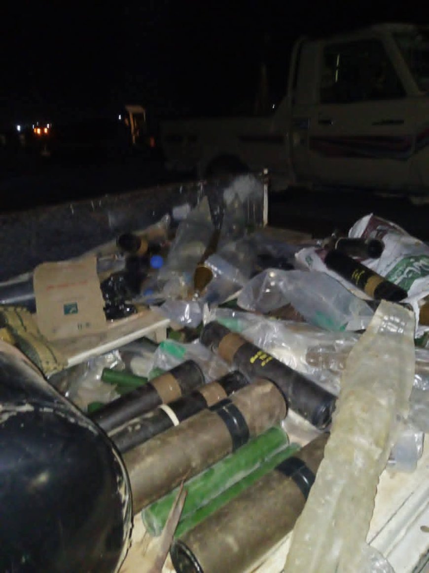 نقطة الصلب العسكرية بغيل باوزير تضبط كميات من الأسلحة والذخائر المحظورة وتلقي القبض على أحد المطلوبين أمنيًا