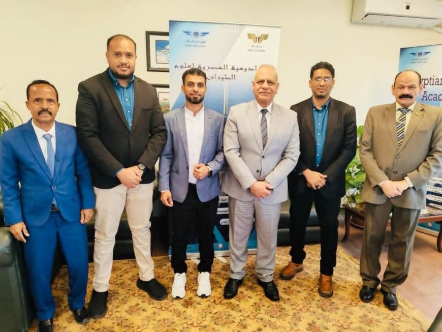 تخرج 4 مهندسين من كوادر هيئة الطيران المدني من دورة اتصالات الأقمار الصناعية بالقاهرة