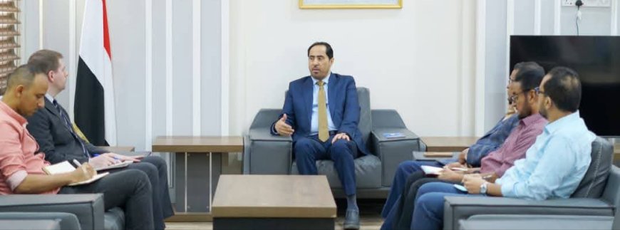 البكري يبحث مع مكتب المبعوث الأممي جهود الحكومة وتطبيع الاوضاع