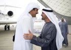بعد السعودية .. بن تميم يصل إلى الامارات .