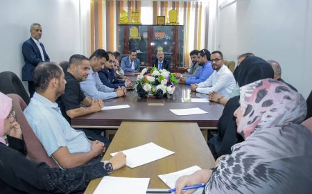 وزير النقل يطلع على سير العمل بهيئة تنظيم شؤون النقل البري و مشروع المحطة المركزية لنقل الركاب بعدن