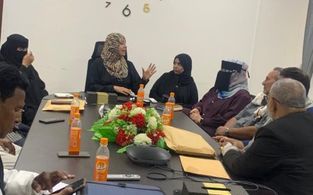 رئيس الجهاز المركزي للإحصاء تعقد اجتماعاً عاماً مع مدراء فروع الجهاز في المحافظات المحررة