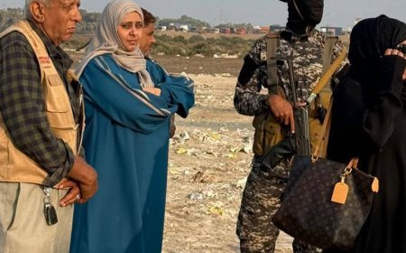 النيابة العامة تتلف ١٢٥ طنًا من المحاليل الوريدية غير المطابقة للمواصفات في المنطقة الحرة بعدن