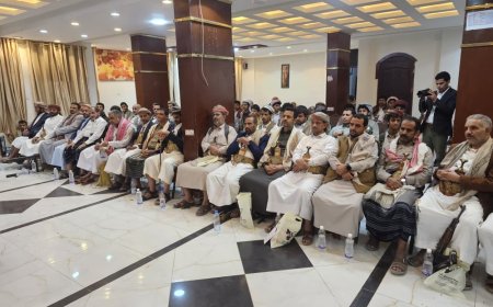 مأرب....اللقاء الأول لصناع الرأي يؤكد على دور الإعلام المقاوم ويكرم شهداء الكلمة