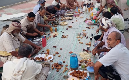 شخصيات من مناطق مديرية البريقة تقيم الإفطار الجماعي السنوي بكورنيش كود النمر