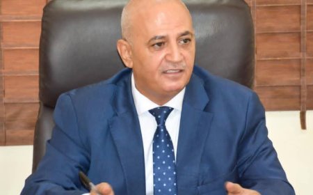 وزير المياه يناقش خرائط المياه الجوفية في تعز