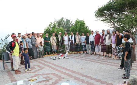 مقاومة البريقة بقيادة الشيخ طارق النجدي تحيي ذكرى تحرير عدن بإقامة إفطار جماعي تلته امسية ثقافية . 