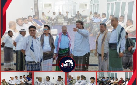 حكاية صورة وتريند!!.. صور لرئيس وزراء سابق ووزراء سابقين تُشعل مواقع التواصل الاجتماعي