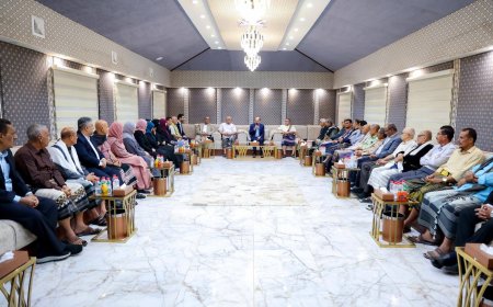 خلال لقائه رؤساء جامعات وأكاديميين وتربويين.. رئيس الوزراء يؤكد أن إصلاح التعليم ركيزة أساسية للتعافي الوطني