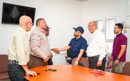 مبجر يطلع على مستوى الانضباط الوظيفي بالسلطة المحلية والمكاتب التنفيذية بمديرية صيرة بعدن