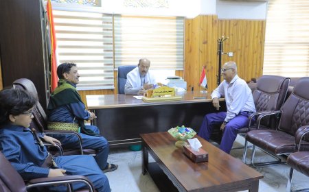 الوكيل بارباع يستقبل المهنئين من مدراء العموم المكاتب التنفيذية وموظفي الديوان في أول يوم دوام 