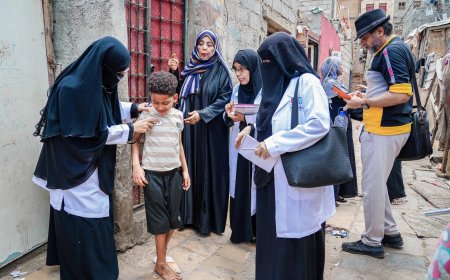 الترصد الوبائي بمديرية صيرة ينفذ نزولاً ميدانياً لضبط حالات الملاريا