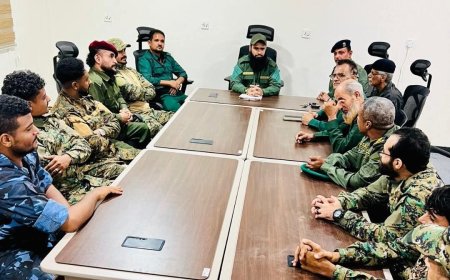 المقدم مياس الجعدني يترأس إجتماعاً لضباط وأفراد مكافحة المخدرات بالعاصمة عدن لرفع مستوى الجاهزية واليقظة الأمنية