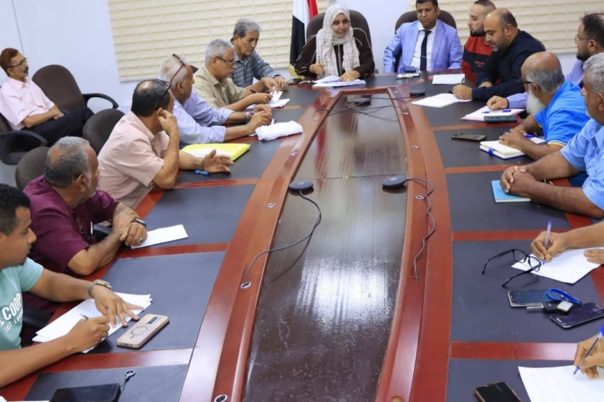 اجتماع بعدن يناقش تفعيل الدور الرقابي وتعزيز كفاءة الضبط القضائي