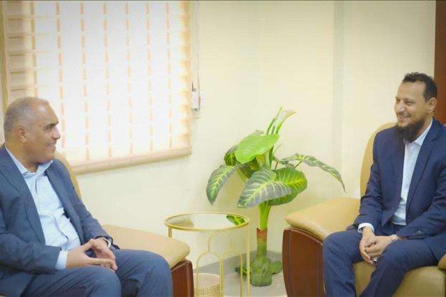 لقاء يجمع وزير التربية والتعليم (العبادي) ووزير الدولة محافظ عدن (شيخ) لبحث ملفات التعليم بالمحافظة