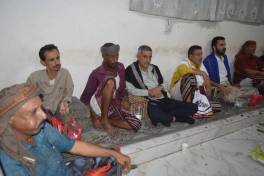 أمسية رمضانية ولقاء موسع لقيادة اللجان المجتمعية بمديرية الشيخ عثمان بحضور العميد النمري والشعوي &nbsp;