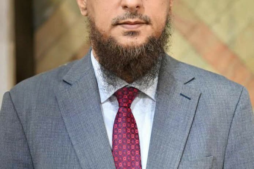 وزير الدولة محافظ العاصمة عدن يبارك نجاح بطولة مريسي30 ويهنئ نادي وحدة عدن بالتتويج باللقب