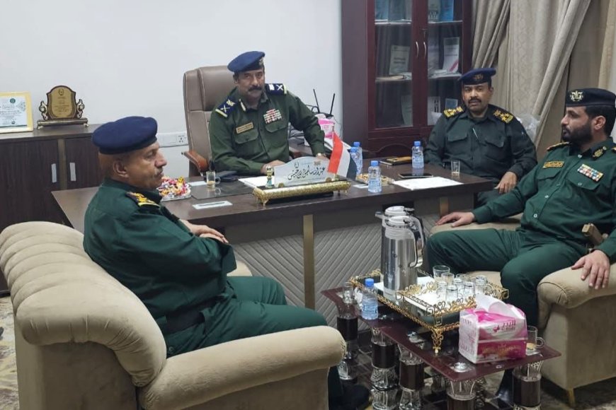 وكيل وزارة الداخلية يطّلع على مستوى الأداء والانضباط بأمن وادي وصحراء حضرموت ويترأس اجتماعاً لتنظيم الموارد البشرية