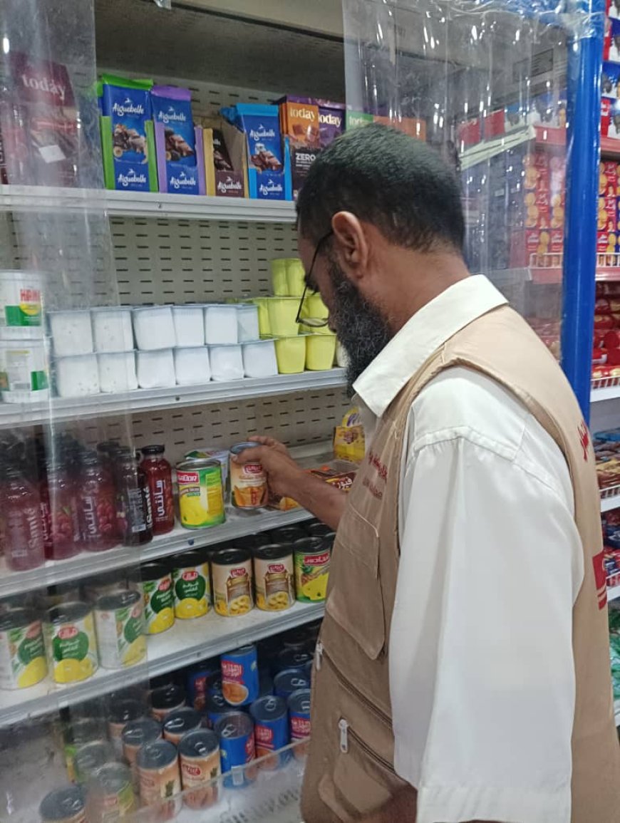 حملات رقابية يومية لمكتب الصناعة والتجارة بخورمكسر لضبط الأسعار ومراقبة الأسواق خلال شهر رمضان