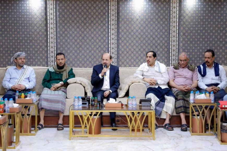 وزير التربية العبادي يشارك في الأمسية الرمضانية المنعقدة برئاسة دولة رئيس الوزراء شائع الزنداني بعدن