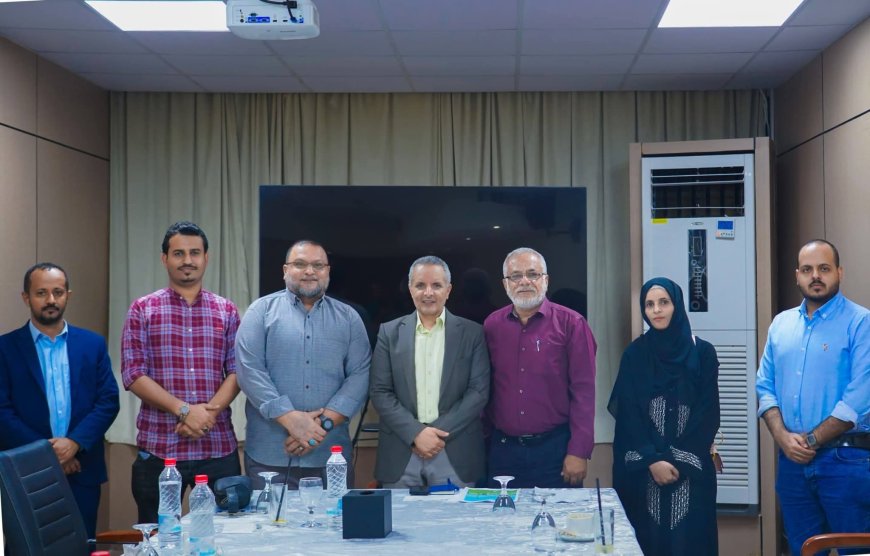 وزير الشؤون الاجتماعية والعمل يلتقي ممثلي اتحاد كرة القدم لذوي البتر فرع عدن