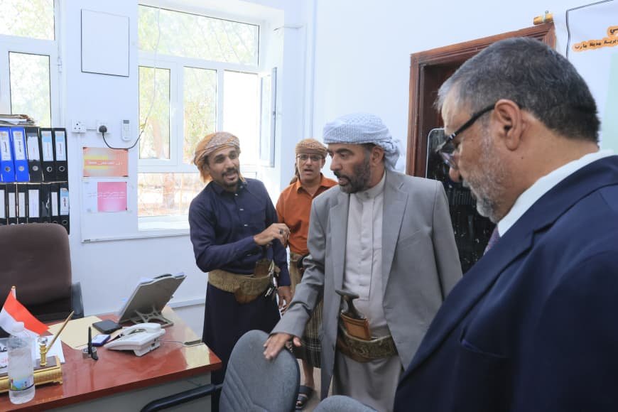 90 بالمائة نسبة الانضباط الوظيفي في مأرب في ثاني أيام الدوام الرسمي