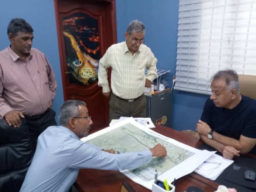 استعراض نتائج لجنة المسح الجيولوجي للانهيارات الصخرية في عقبة عدن