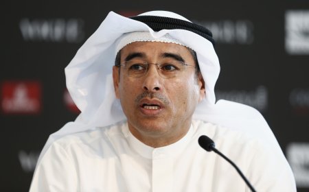 رجل الأعمال الإماراتي محمد العبار .. لا نية لتسريح العمال أو خفض الرواتب بالرغم من الحرب