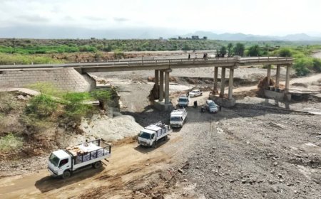 تعز ..الخلية الإنسانية تقدم قافلة إغاثية عاجلة لمتضرري السيول في موزع