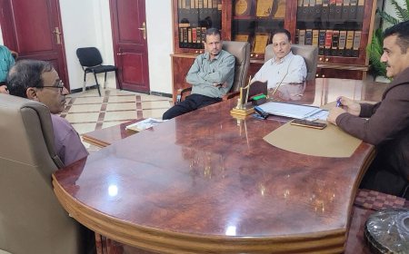 مدير عام المنصورة يناقش أوضاع وأداء مستشفى مايو الجراحي