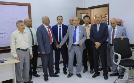 وزير الإدارة المحلية ووكيل محافظة حضرموت يتفقدان جامعة سيئون ويشيدان بالمستوى الأكاديمي والتعليمي الذي تقدمه