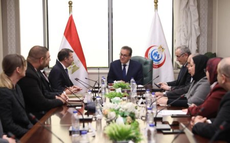 وزير الصحة يستقبل ممثلي “إدواردز لايف ساينسز” و”كابيتال آيز” لبحث التعاون في علاج أمراض القلب